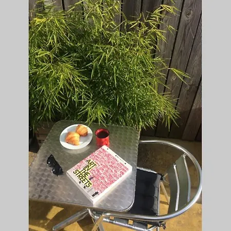 Maison Spacieuse Avec Jardin Et Garage *