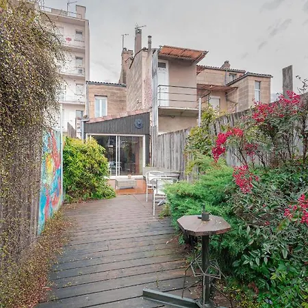 Hébergement de vacances Maison Spacieuse Avec Jardin Et Garage *