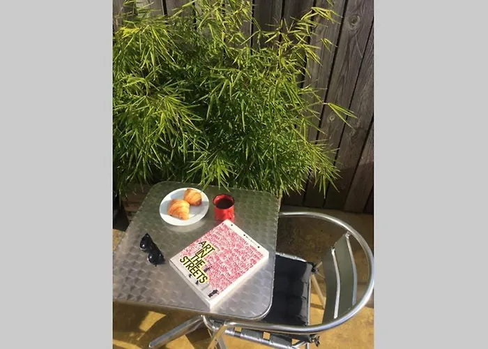 Maison Spacieuse Avec Jardin Et Garage *