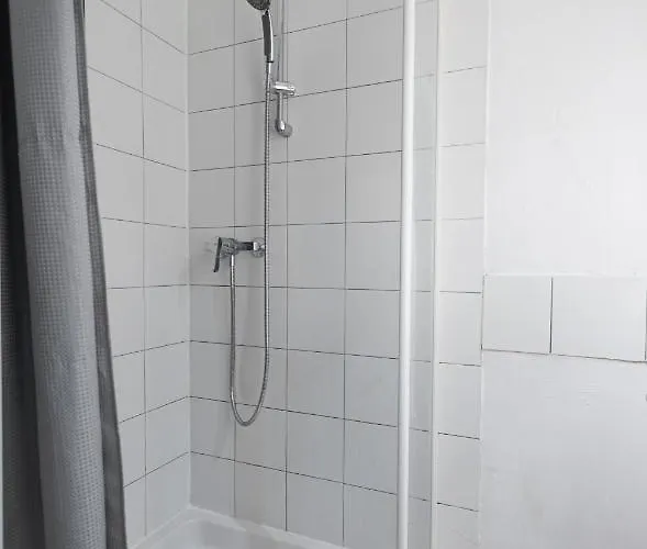 펜션 Maison Spacieuse Avec Jardin Et Garage